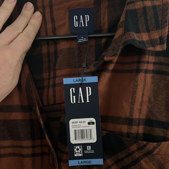 NWT FLANNEL by GAP SIZE LARGE - Picture 4 of 4